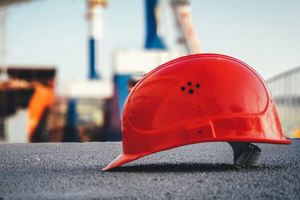 Bausicherheit von Anfang an: Worauf es bei der Kennzeichnung auf Baustellen wirklich ankommt